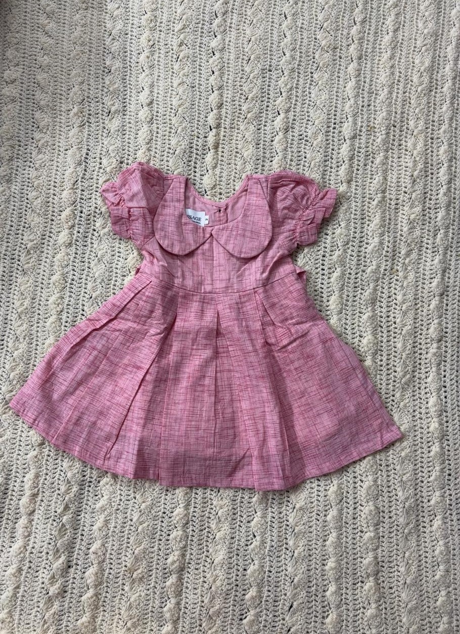 Rosebud-woven-dress-with-Peterpan-Collar-front-min